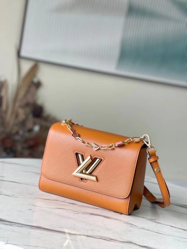 Louis Vuitton Twist MM