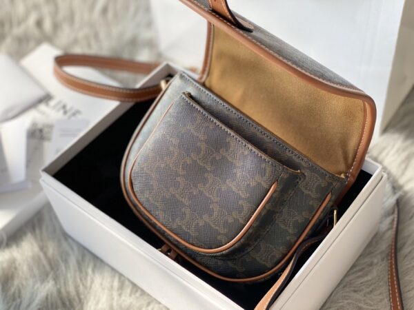 Celine Saddle