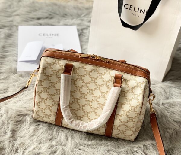 Celine Triomphe