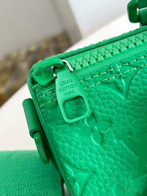 Louis Vuitton Keepall Bandoulière mini