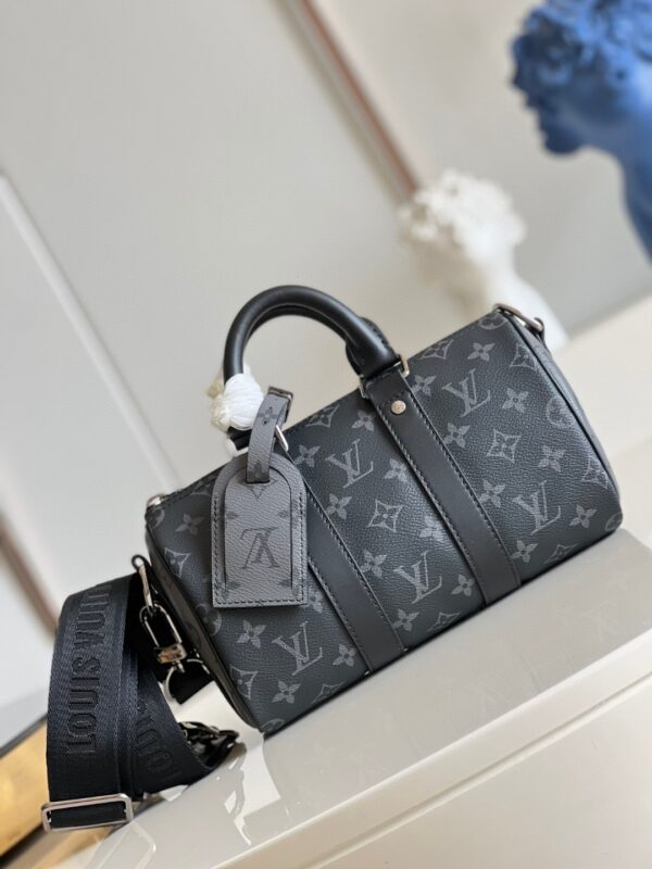 Louis Vuitton Keepall 25