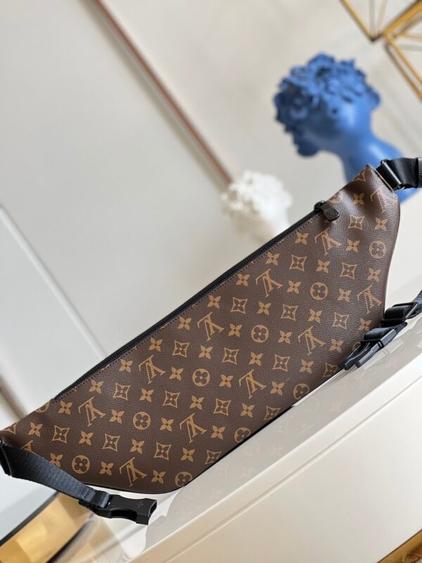 Louis Vuitton Christopher Bum
