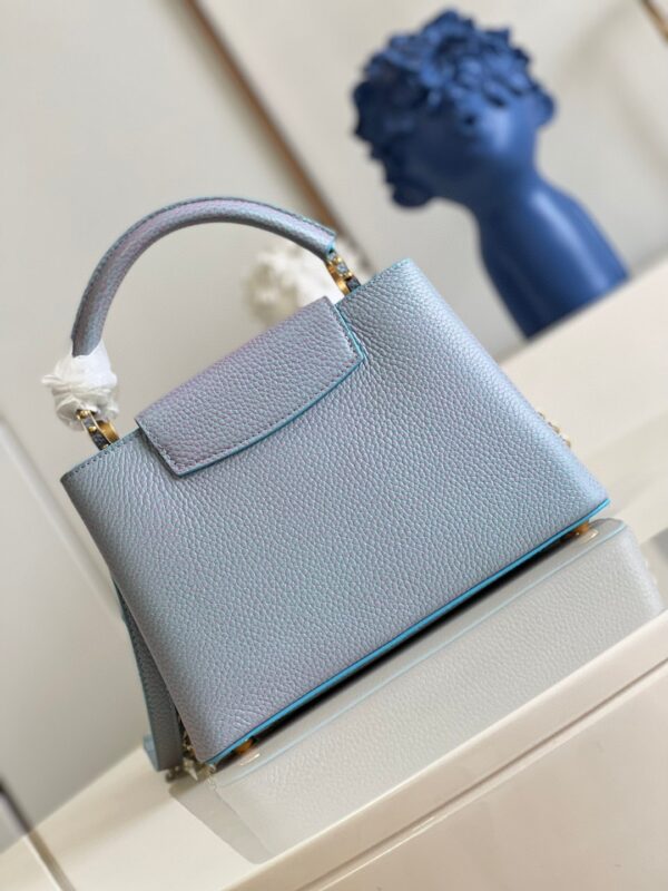 Louis Vuitton Capucines BB