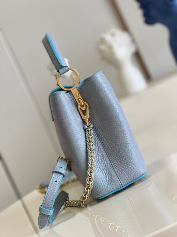 Louis Vuitton Capucines BB