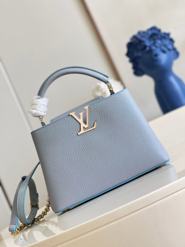 Louis Vuitton Capucines BB