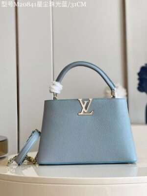 Louis Vuitton Capucines MM