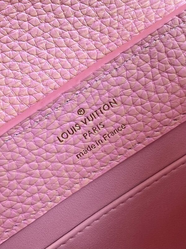 Louis Vuitton Capucines Mini