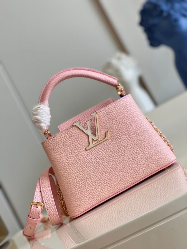 Louis Vuitton Capucines Mini