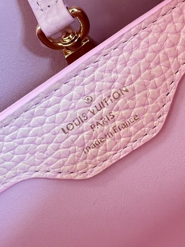 Louis Vuitton Capucines BB