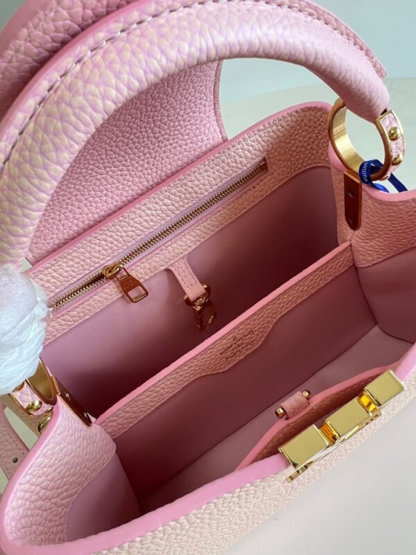 Louis Vuitton Capucines BB