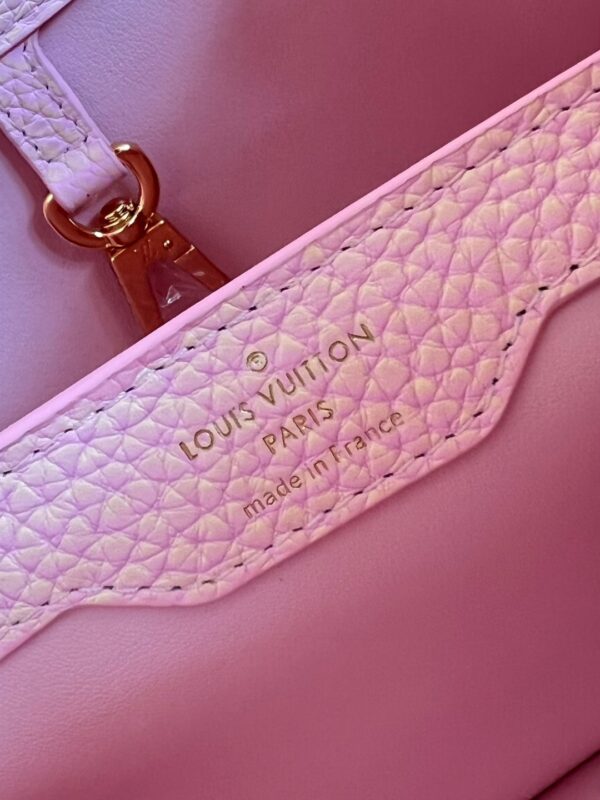 Louis Vuitton Capucines MM