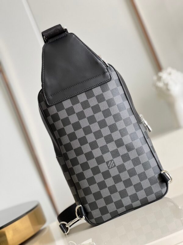 Louis Vuitton Avenue