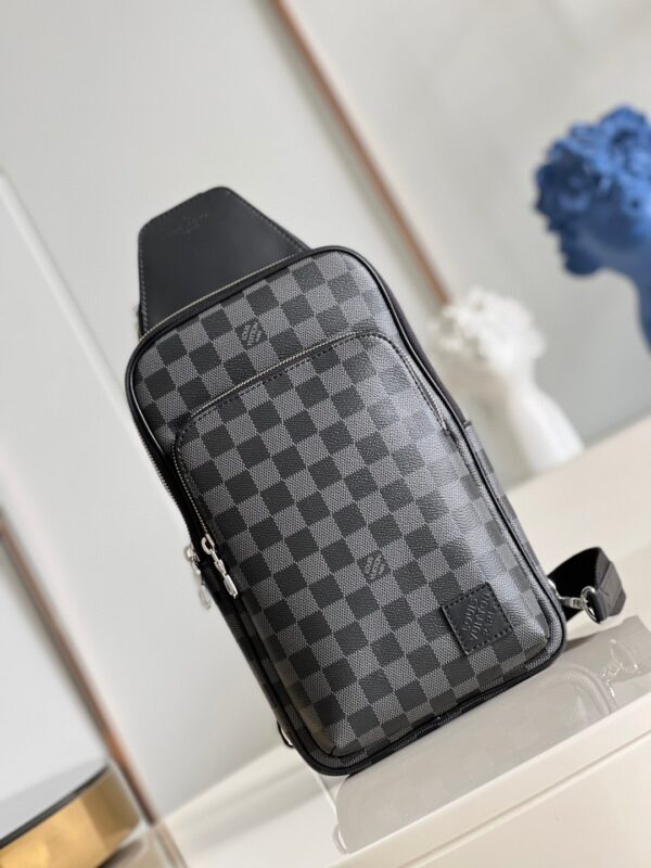 Louis Vuitton Avenue