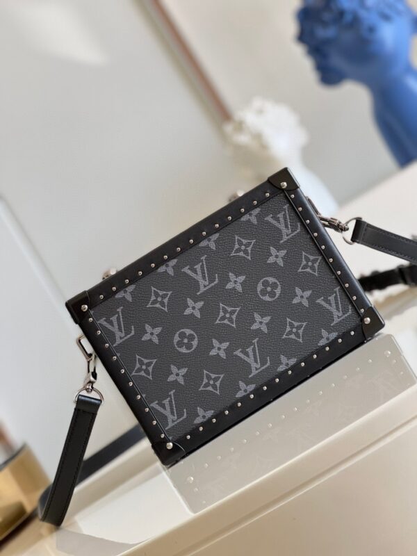 Louis Vuitton Clutch Box