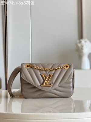 Louis Vuitton New Wave PM
