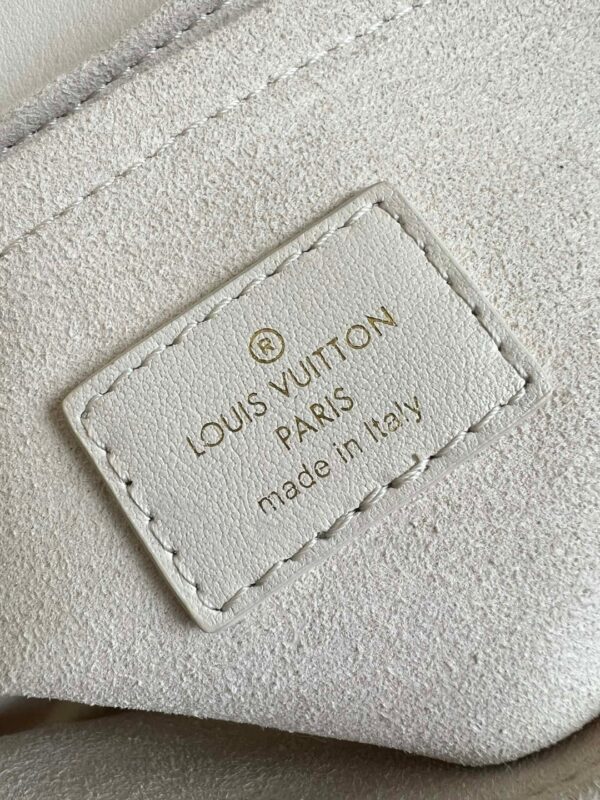 Louis Vuitton New Wave PM