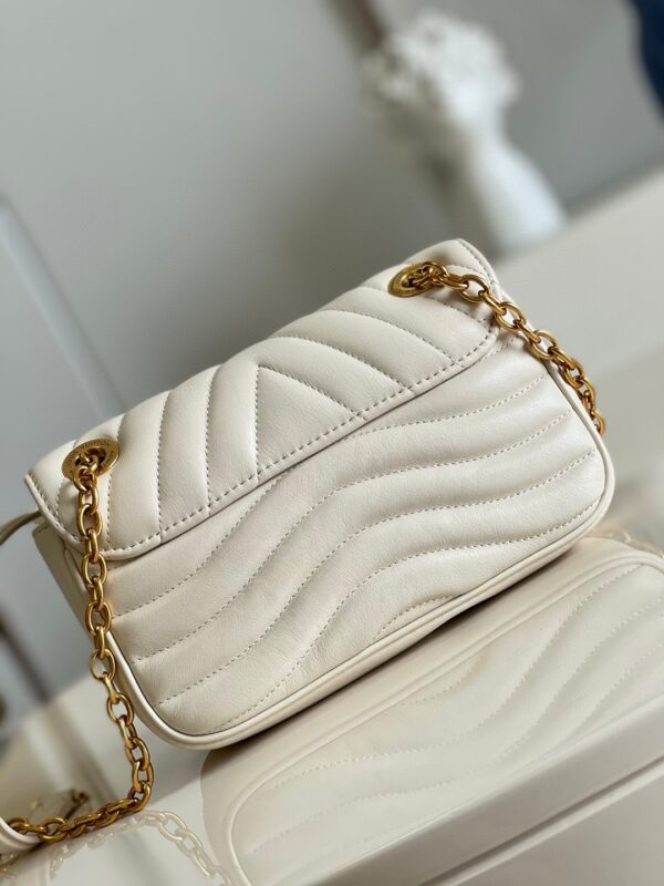 Louis Vuitton New Wave PM