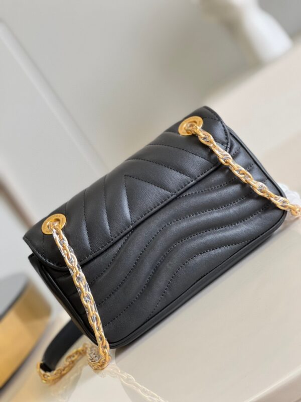 Louis Vuitton New Wave PM