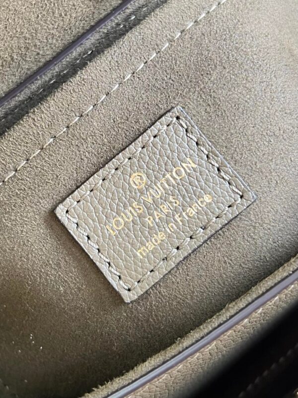 Louis Vuitton LockMe Tender