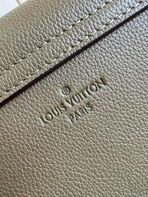Louis Vuitton LockMe Tender