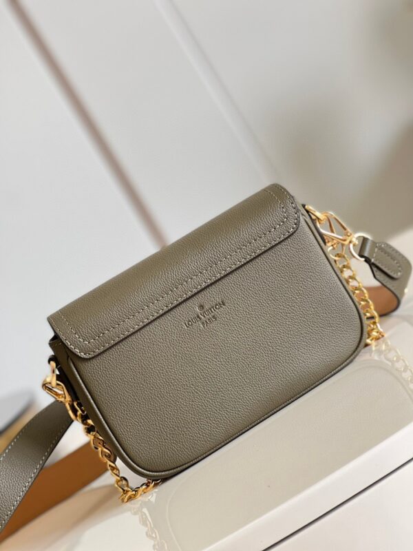 Louis Vuitton LockMe Tender