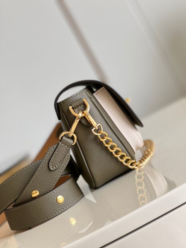 Louis Vuitton LockMe Tender