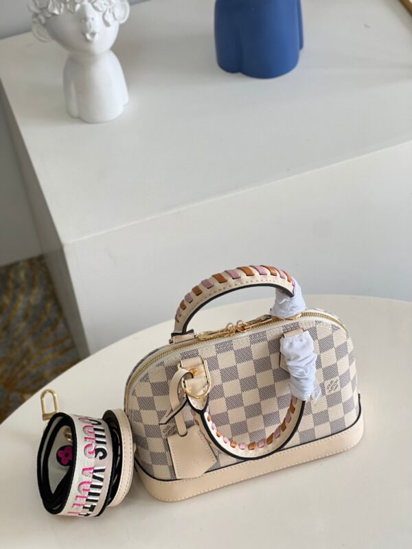 Louis Vuitton  Alma BB