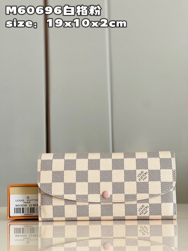 Louis Vuitton Emilie Wallet Purse