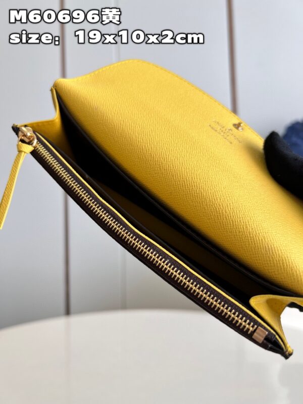Louis Vuitton Emilie Wallet Purse