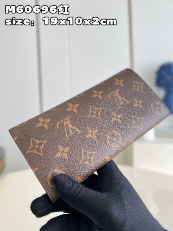 Louis Vuitton Emilie Wallet Purse