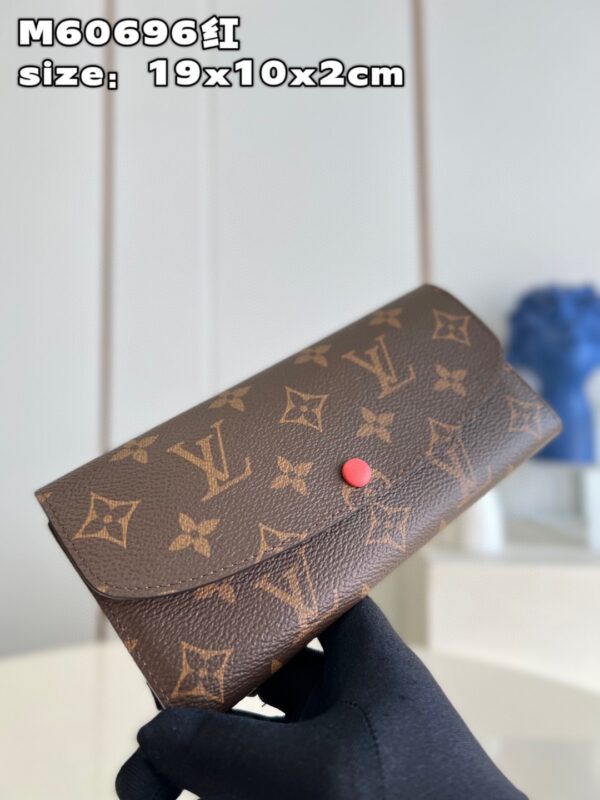 Louis Vuitton Emilie Wallet Purse