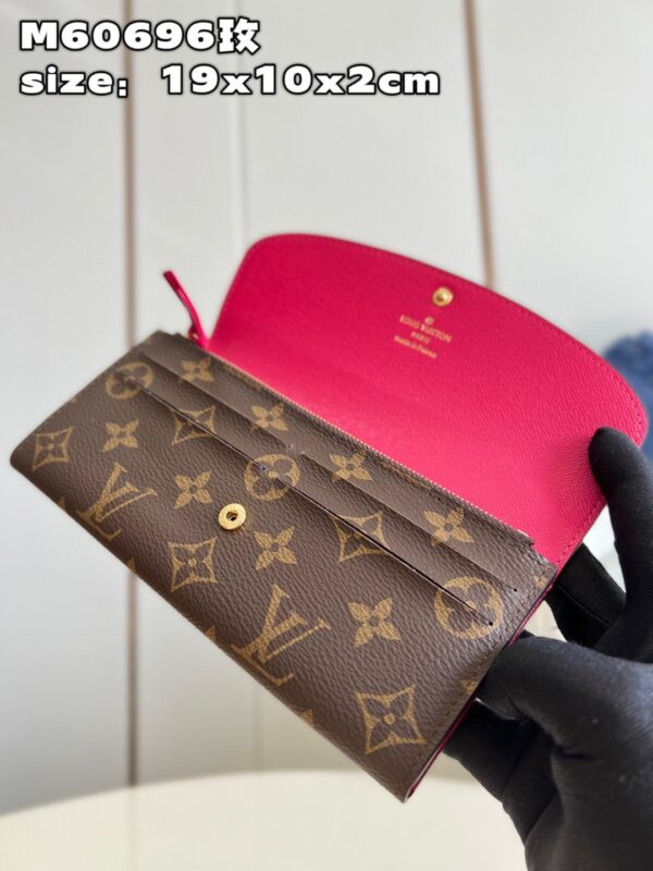Louis Vuitton Emilie Wallet Purse