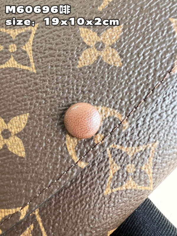 Louis Vuitton Emilie Wallet Purse