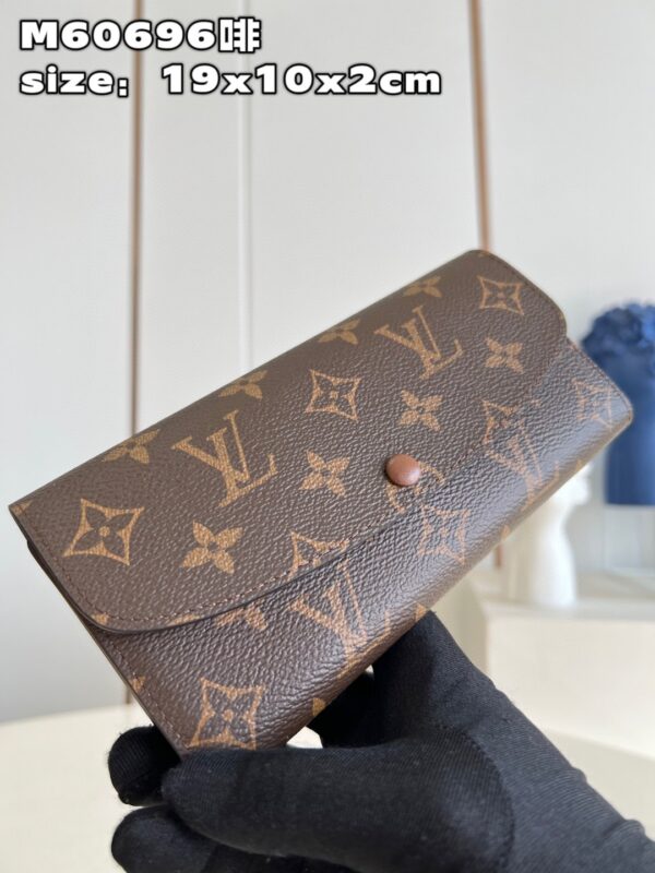 Louis Vuitton Emilie Wallet Purse