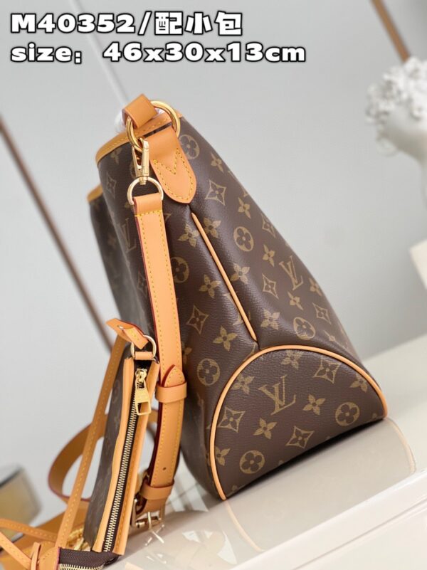 Louis Vuitton Graceful PM Shoulder