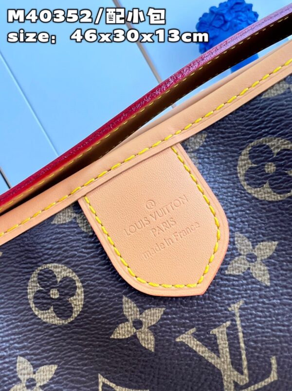 Louis Vuitton Graceful PM Shoulder