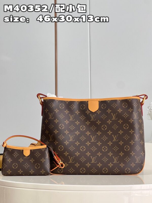 Louis Vuitton Graceful PM Shoulder