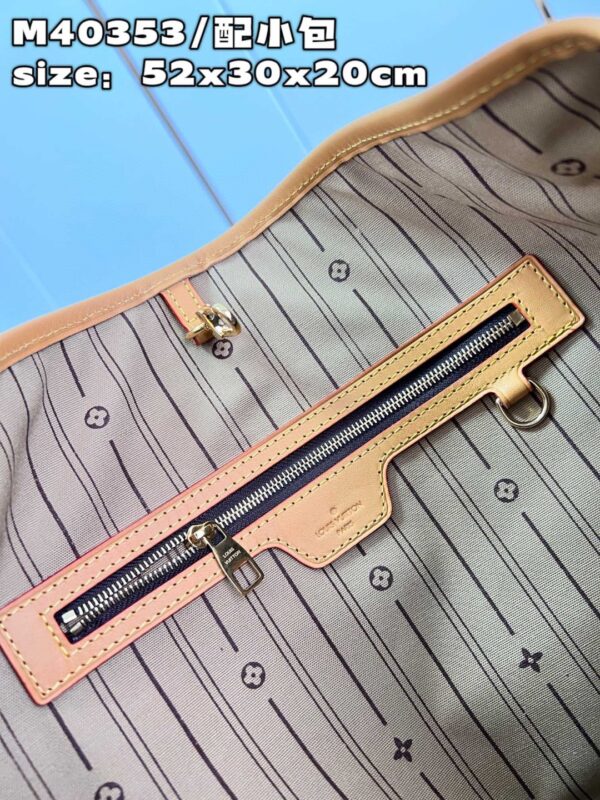 Louis Vuitton Graceful MM Shoulder