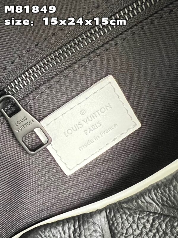 Louis Vuitton Dopp Kit