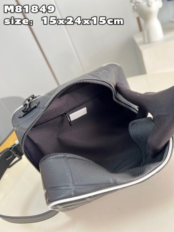 Louis Vuitton Dopp Kit