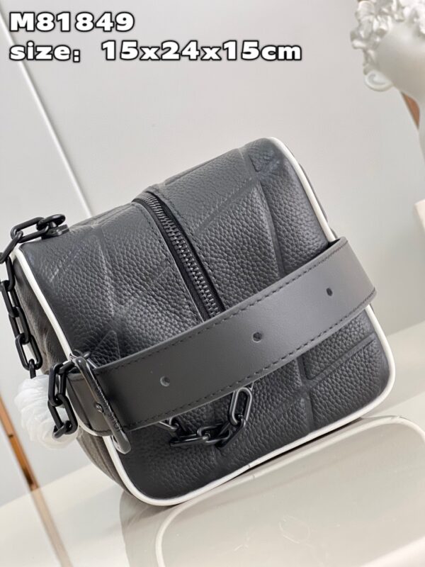 Louis Vuitton Dopp Kit