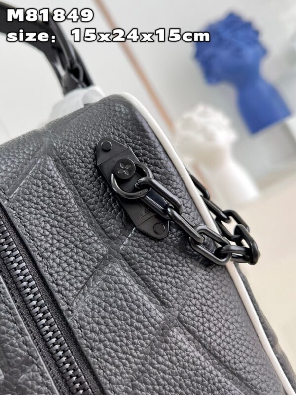 Louis Vuitton Dopp Kit