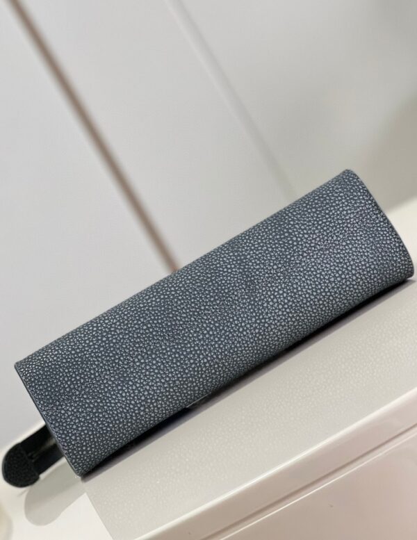 Louis Vuitton Pochette Voyage