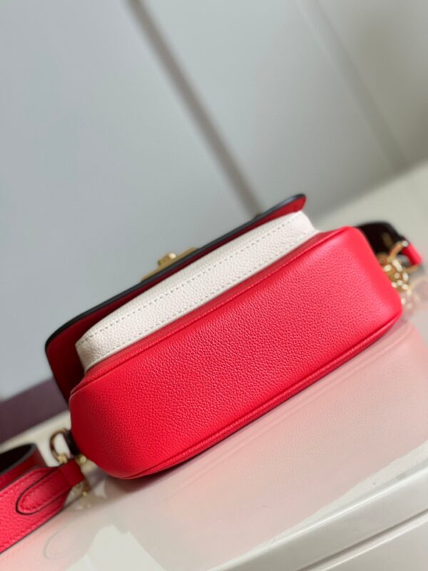 Louis Vuitton LockMe Tender