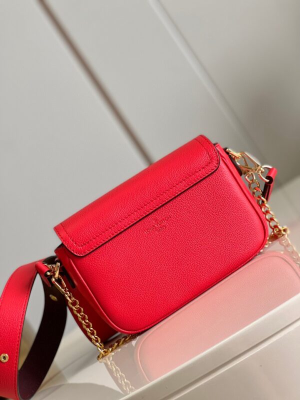Louis Vuitton LockMe Tender
