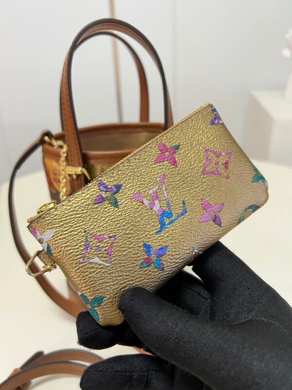 LOUIS VUITTON Nano Bucket