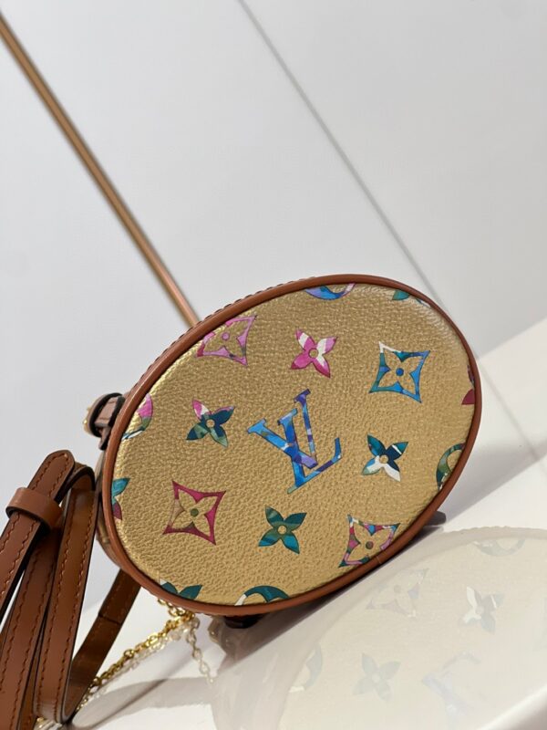 LOUIS VUITTON Nano Bucket