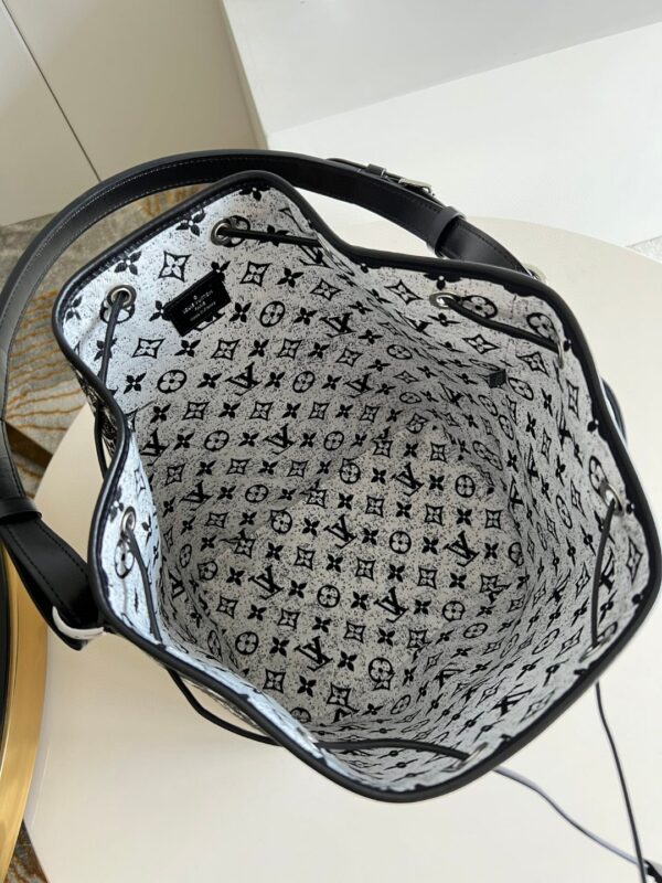 Louis Vuitton Noe Bag