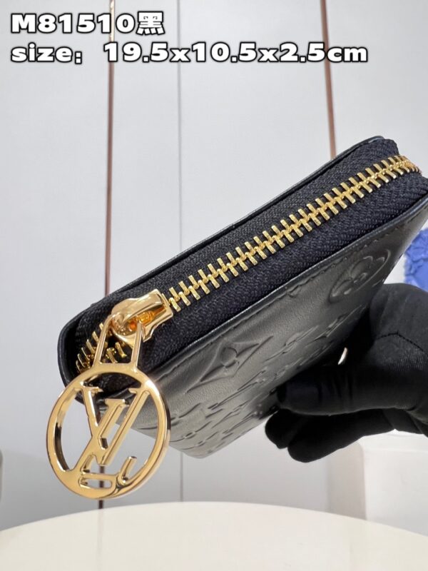 Louis Vuitton Zippy Wallet