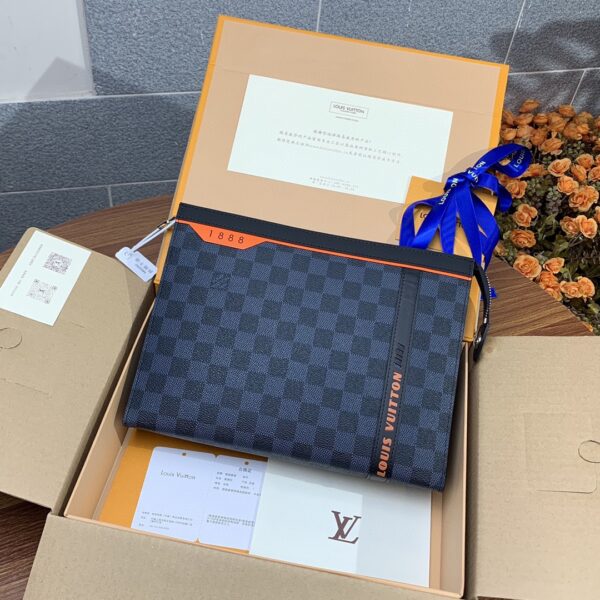 Louis Vuitton Zippy Long Wallet